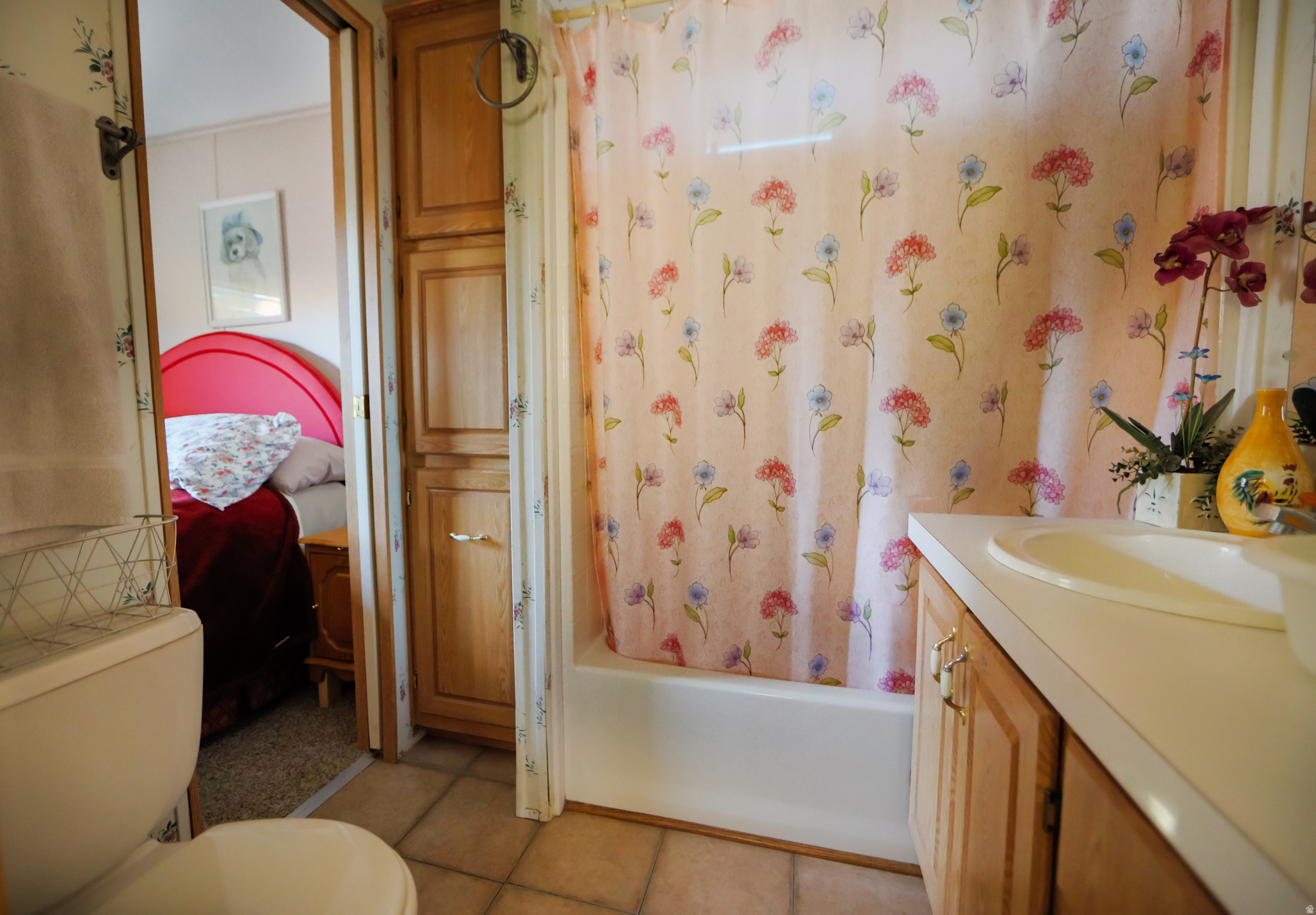 HARRISBURG LAKESIDE ESTATES - Residential