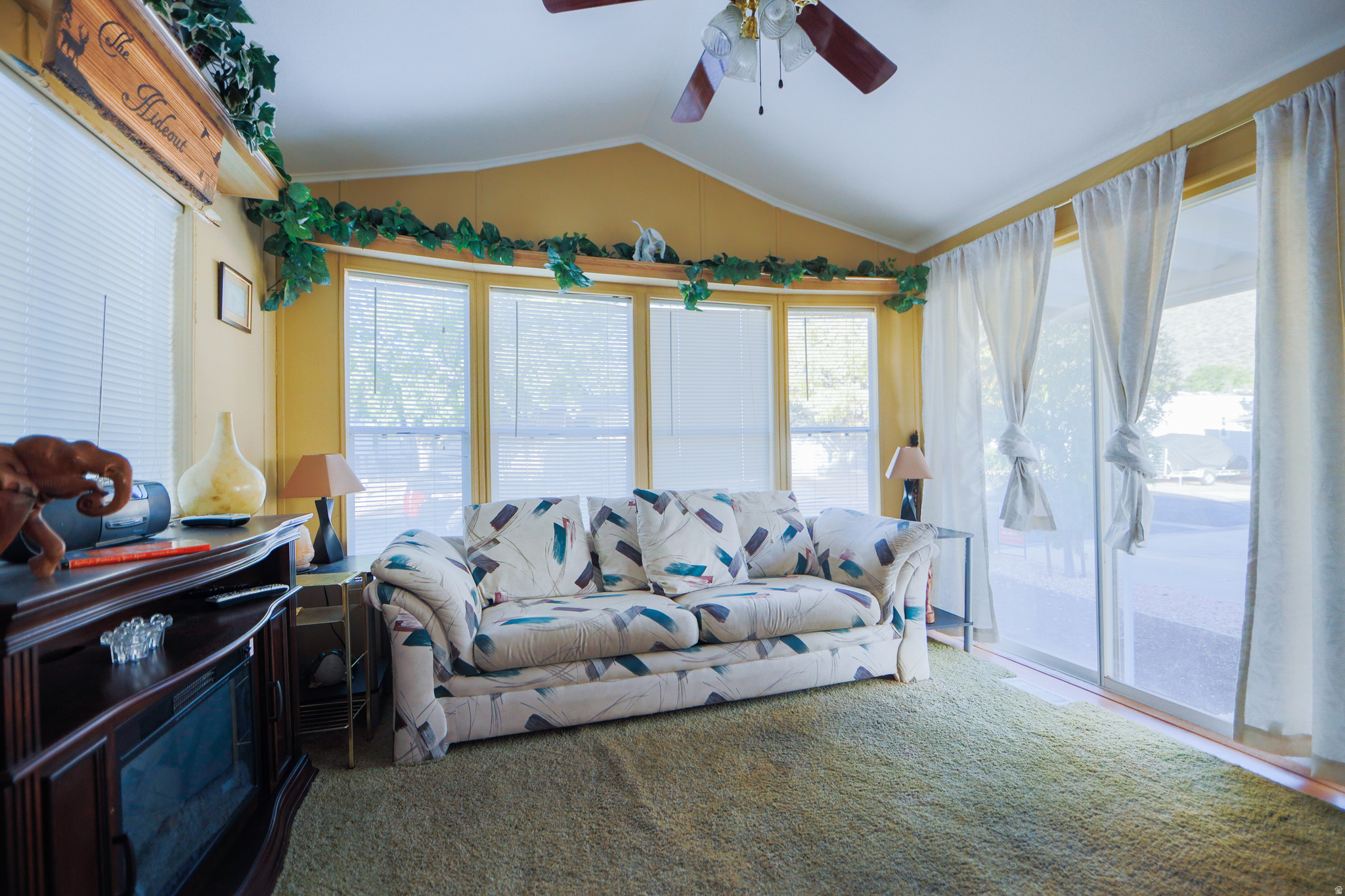 HARRISBURG LAKESIDE ESTATES - Residential