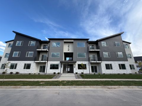 Condo For Sale - 272 E 850 #7-201<br/> Spanish Fork, UT 84660