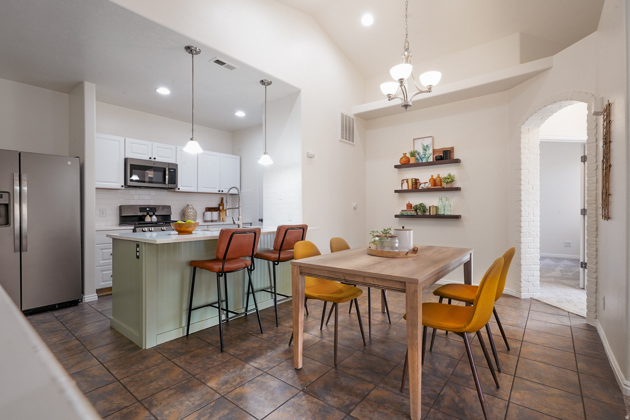 ROBINS - Residential