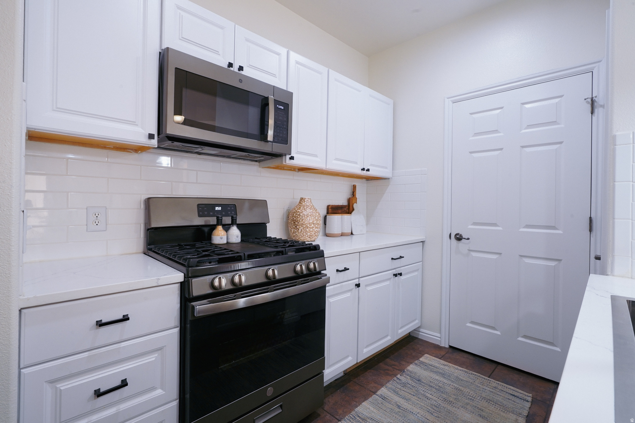 ROBINS - Residential