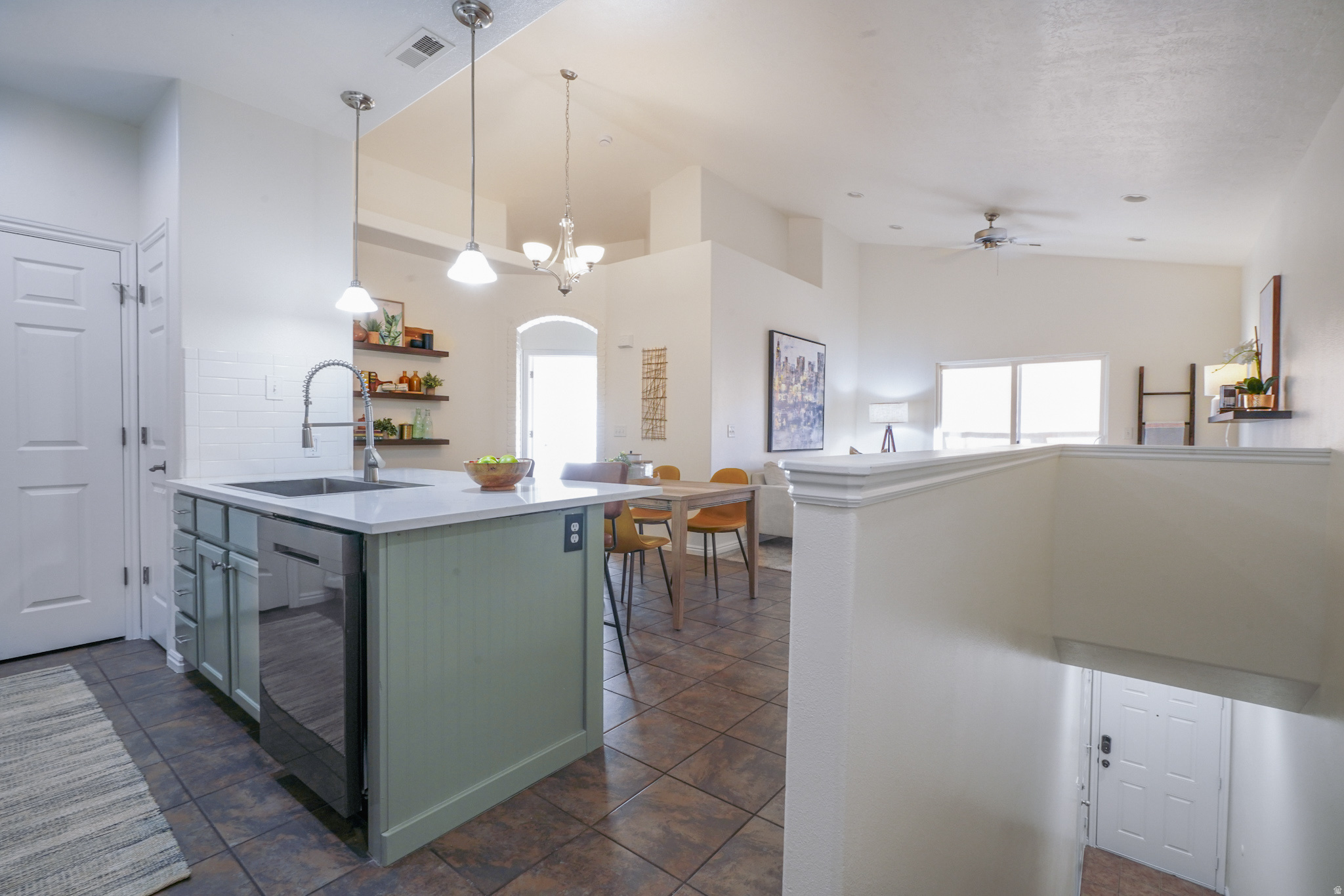 ROBINS - Residential