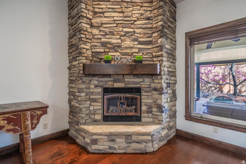 SILVERSTONE 4 AT GREEN SPRINGS - Residential