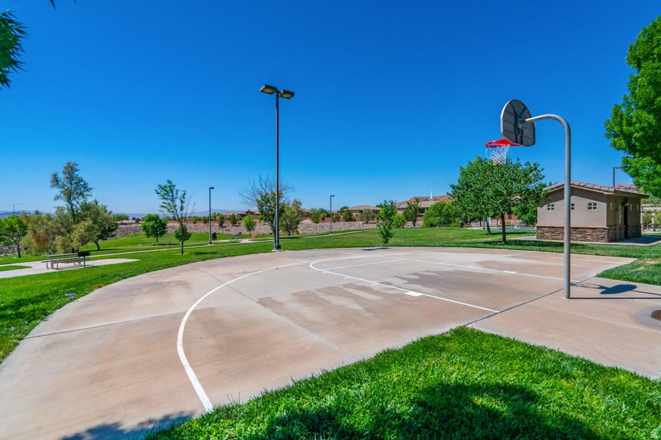 SILVERSTONE 4 AT GREEN SPRINGS - Residential