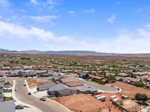 Tiny photo for 2891 E CHAPMAN CIR, Washington, UT 84780 (MLS # 2171291)