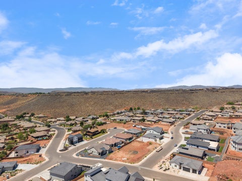 Tiny photo for 2891 E CHAPMAN CIR, Washington, UT 84780 (MLS # 2171291)