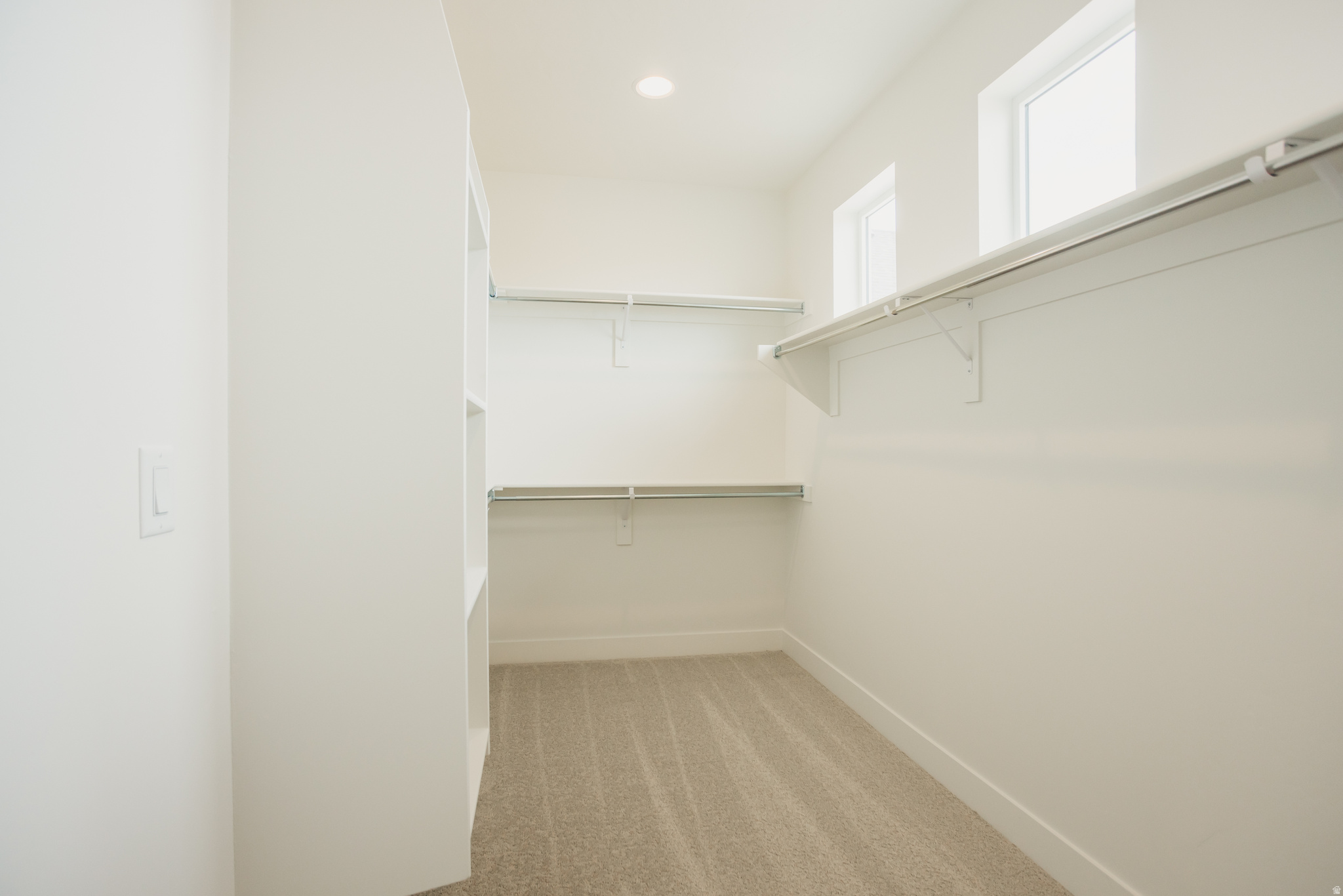 WILLOW ESTATES - Residential