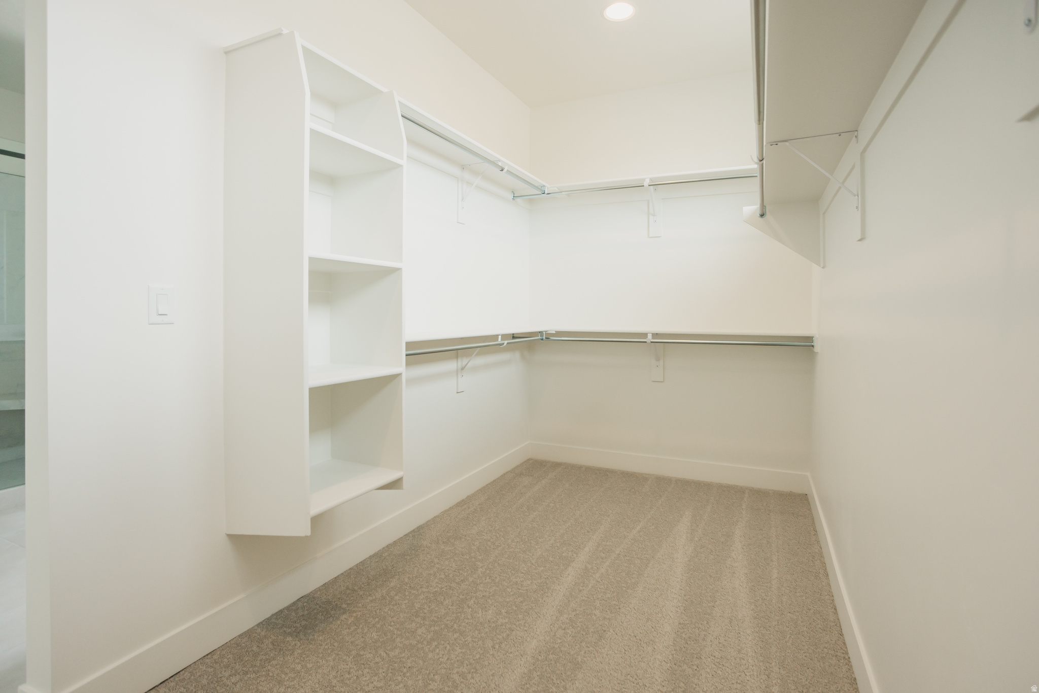 WILLOW ESTATES - Residential