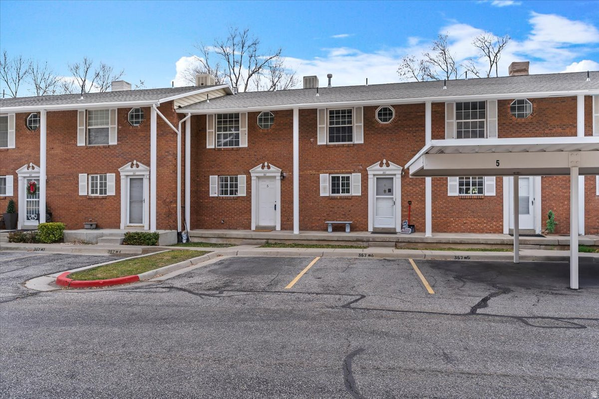 CENTENNIAL CONDOMINIUM - Residential