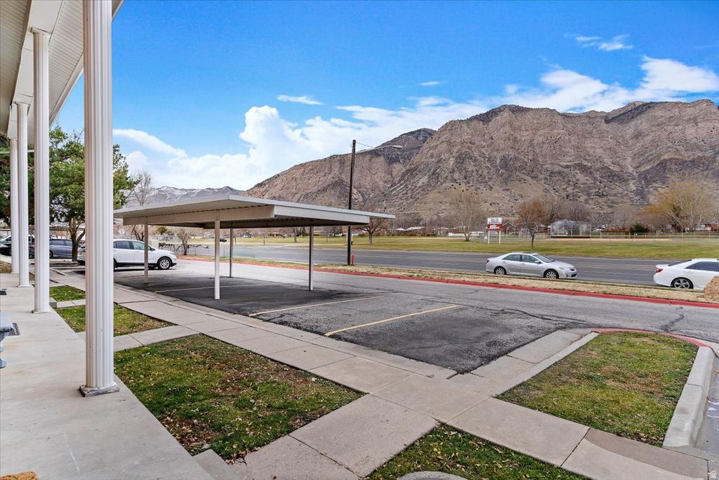 Photo of 357 MONROE BLVD #5, Ogden, UT 84404 (MLS # 2127989)