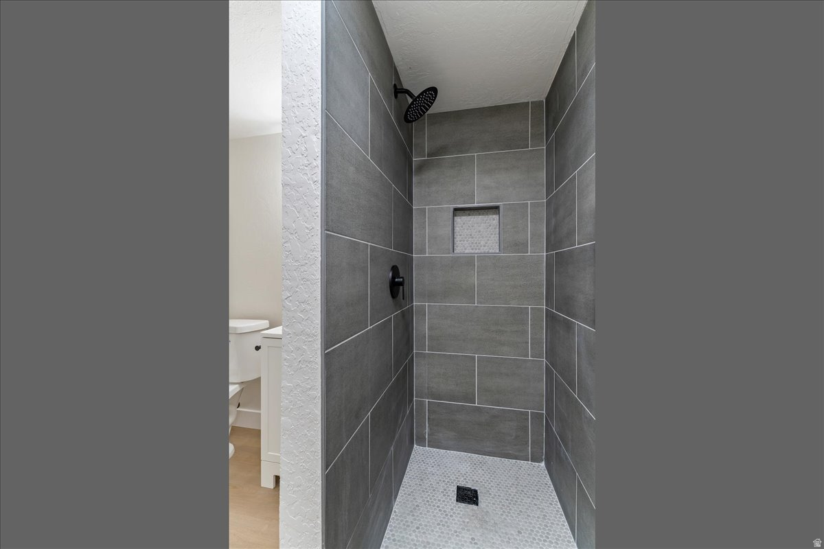 CENTENNIAL CONDOMINIUM - Residential