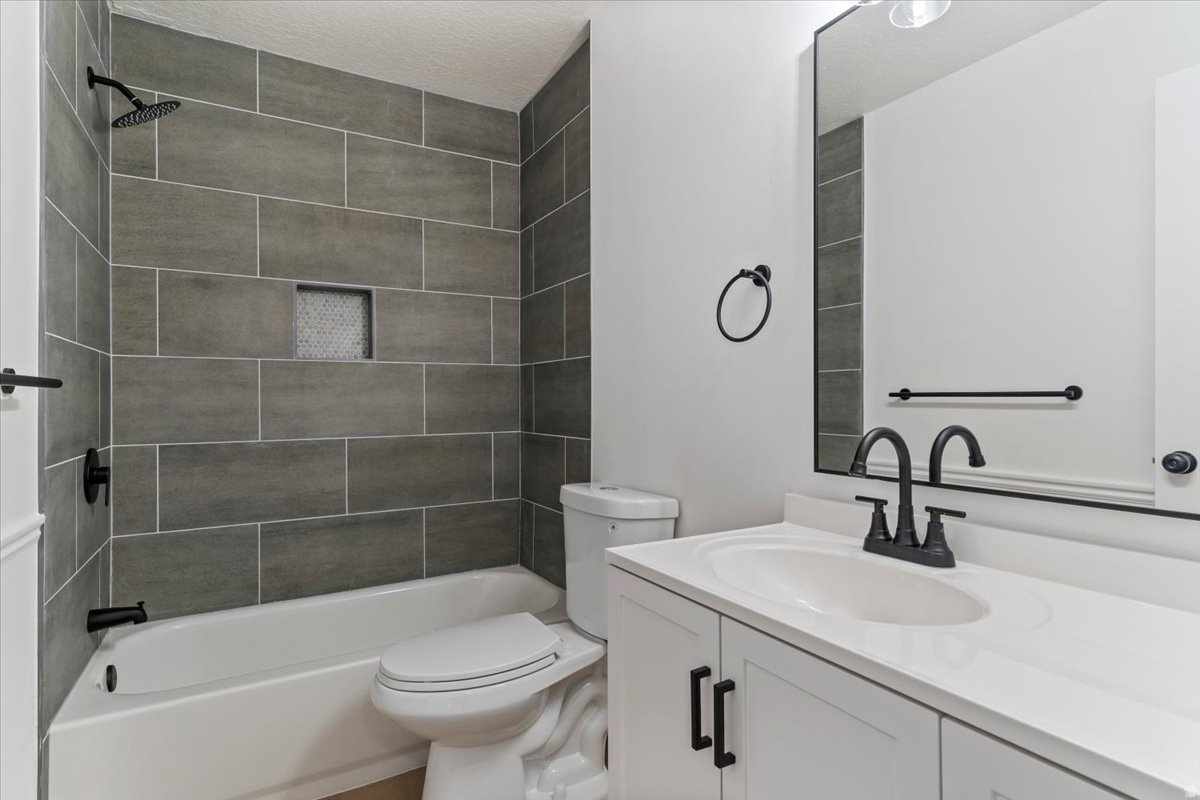 CENTENNIAL CONDOMINIUM - Residential