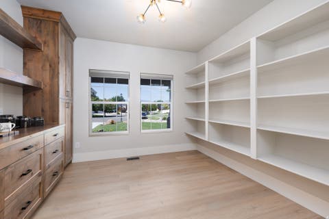Tiny photo for 691 E KINGS PEAK CV, Draper, UT 84020 (MLS # 2180242)
