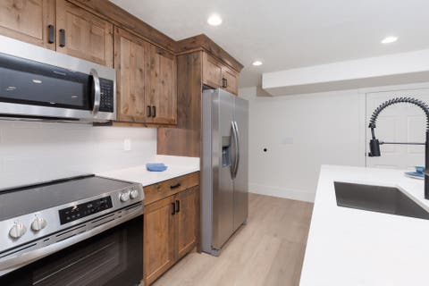 Tiny photo for 691 E KINGS PEAK CV, Draper, UT 84020 (MLS # 2180242)