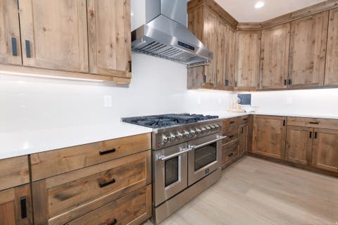 Tiny photo for 691 E KINGS PEAK CV, Draper, UT 84020 (MLS # 2180242)