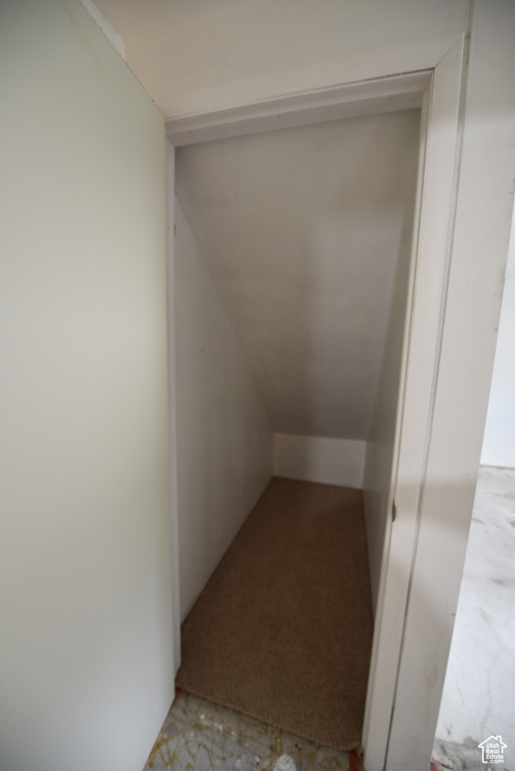 TRANSWEST HOLLOW - Residential Income