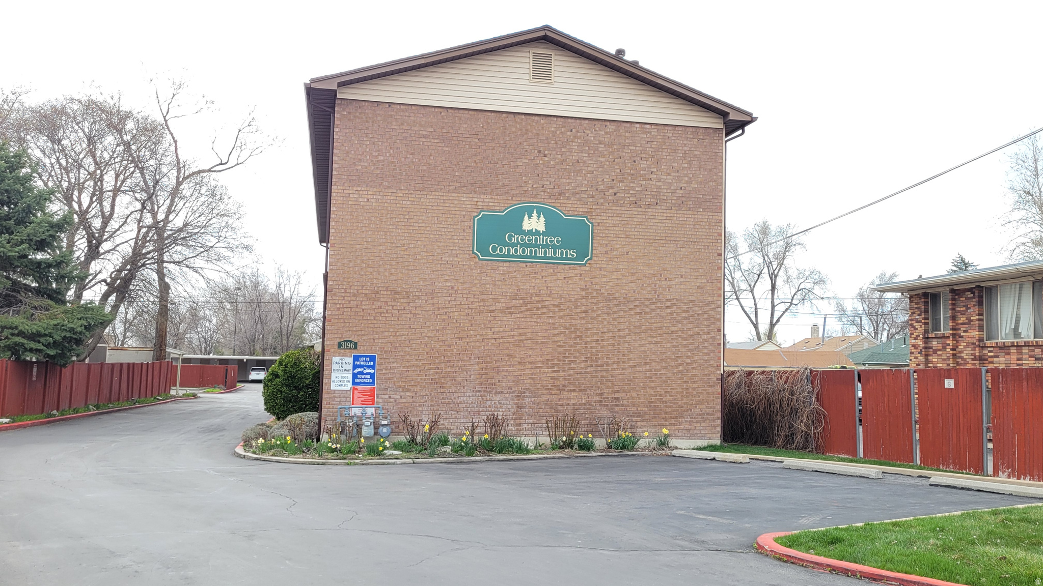 GREENTREE CONDOMINIUM - Residential