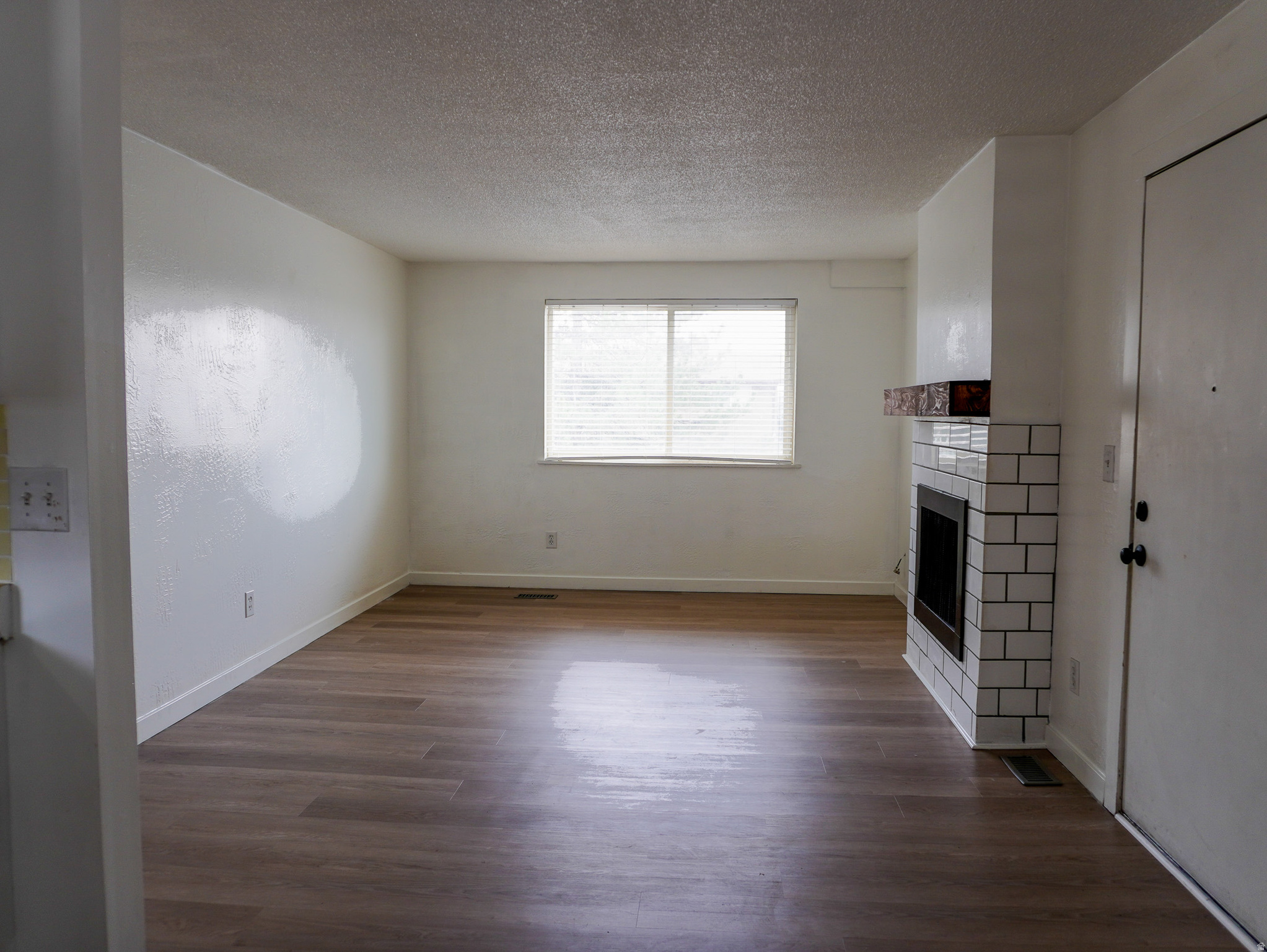 GREENTREE CONDOMINIUM - Residential