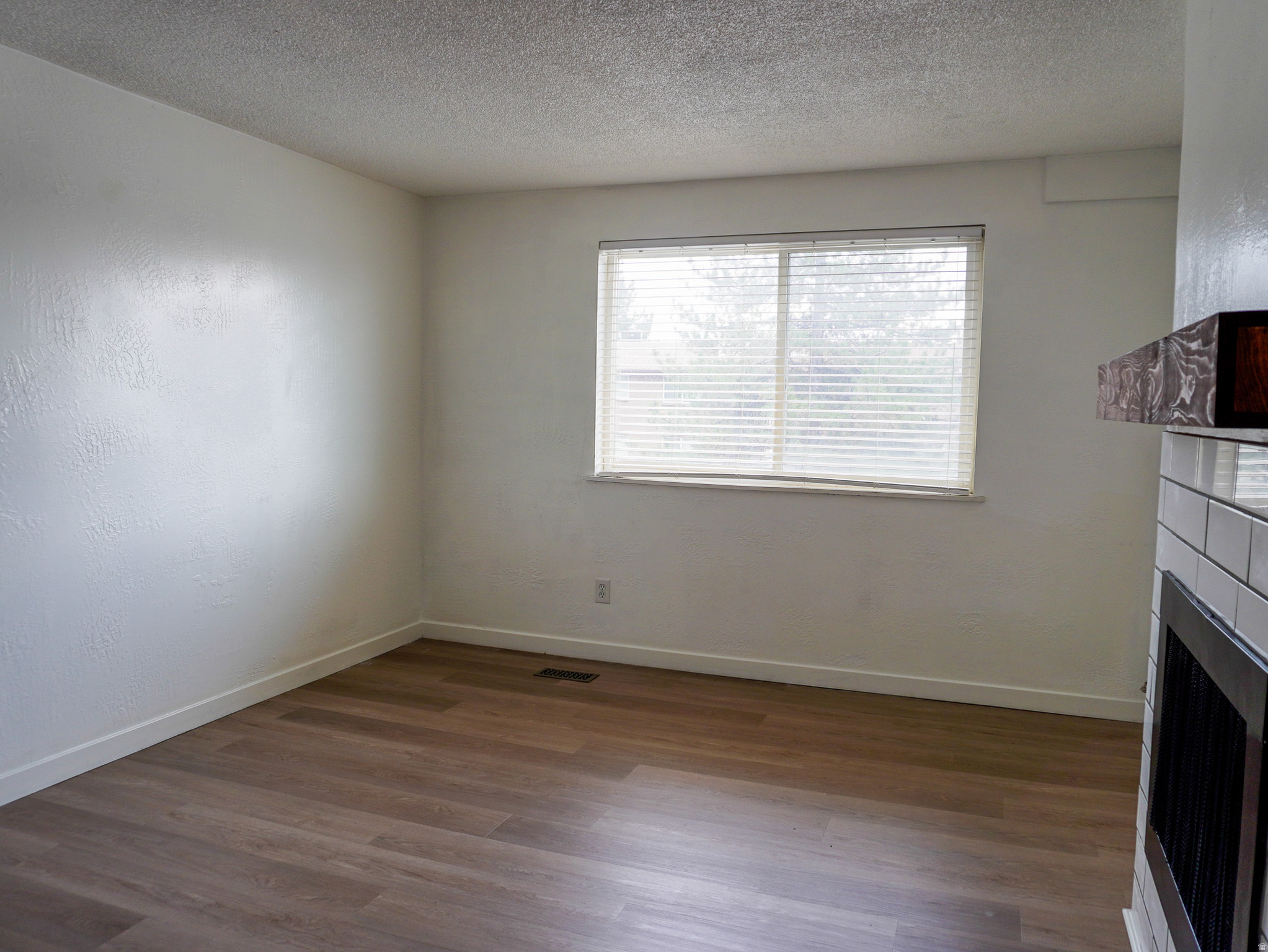 GREENTREE CONDOMINIUM - Residential