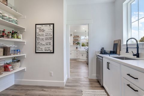 Tiny photo for 2930 N JOJO RD, Eagle Mountain, UT 84005 (MLS # 2121761)