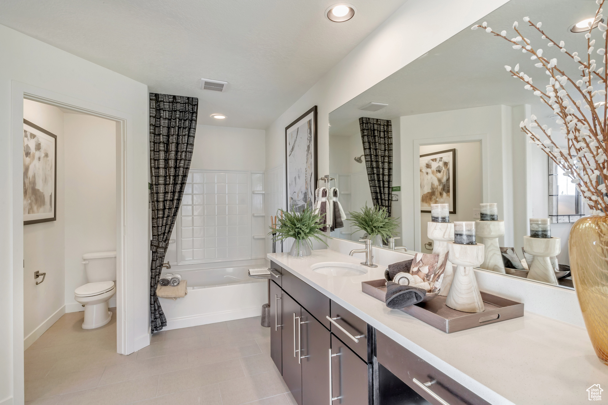 SALT POINT - Residential