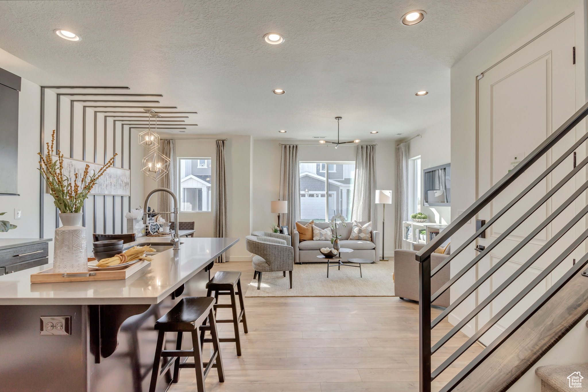SALT POINT - Residential