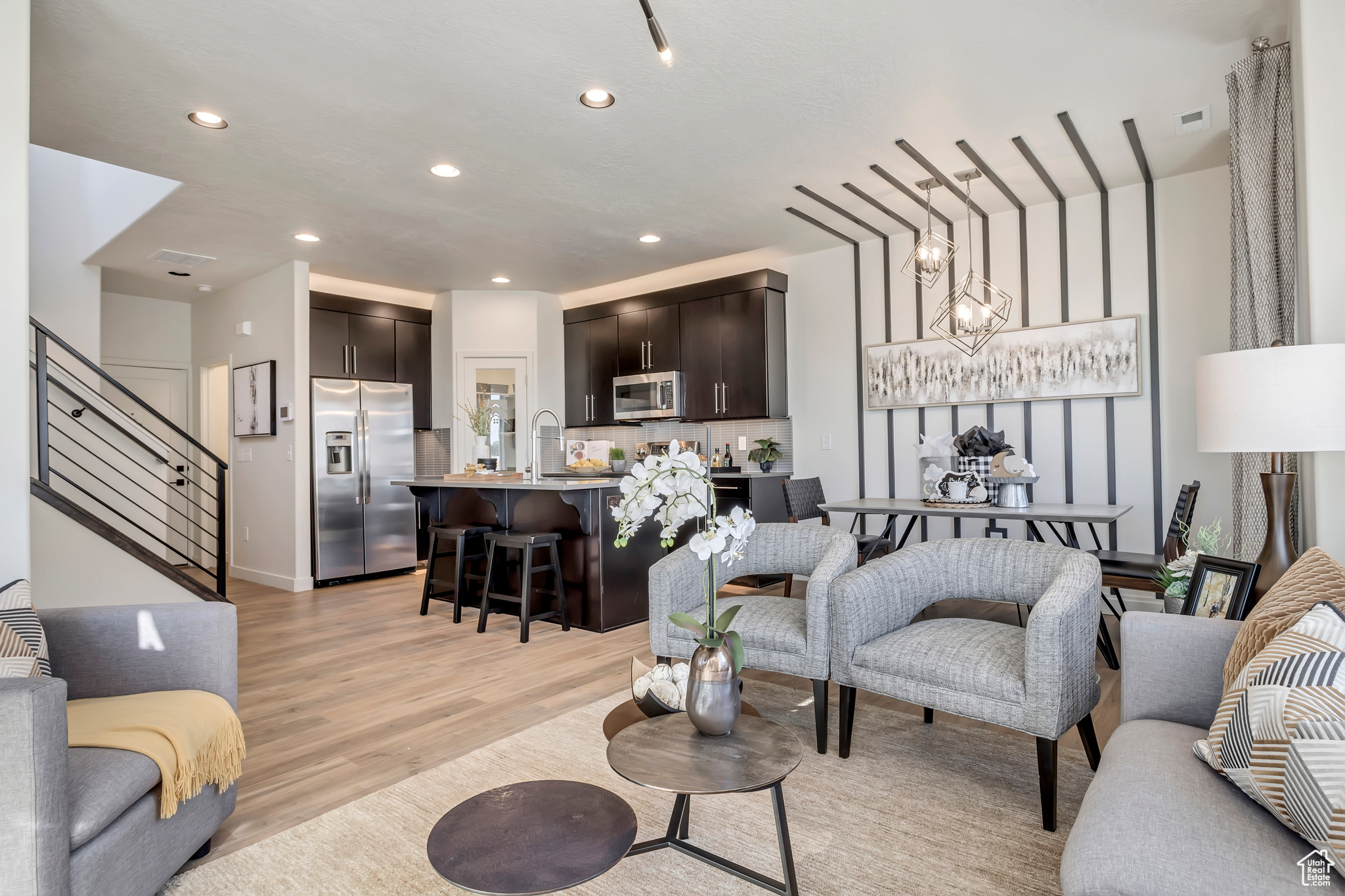 SALT POINT - Residential