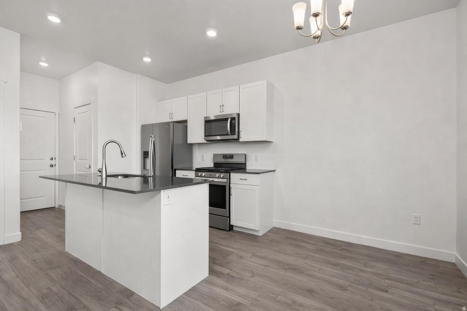 FOOTHILL VILLAGE - Residential