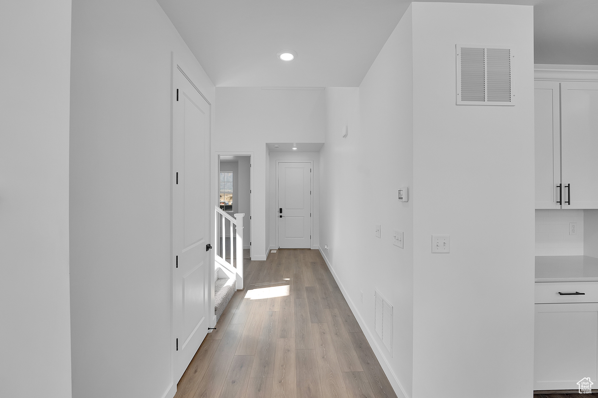 PONY EXPRESS ESTATES - Residential