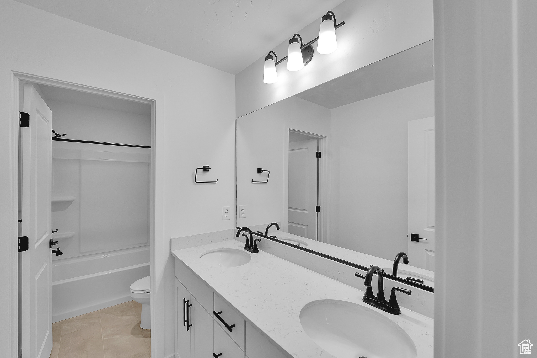 PONY EXPRESS ESTATES - Residential
