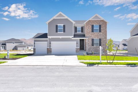 Photo of 5484 N SADDLE STONE DR E #509, Eagle Mountain, UT 84005 (MLS # 2116130)