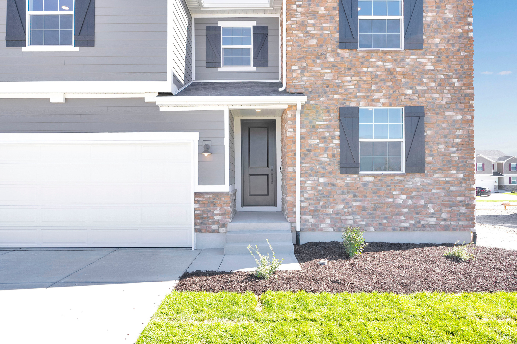PONY EXPRESS ESTATES - Residential