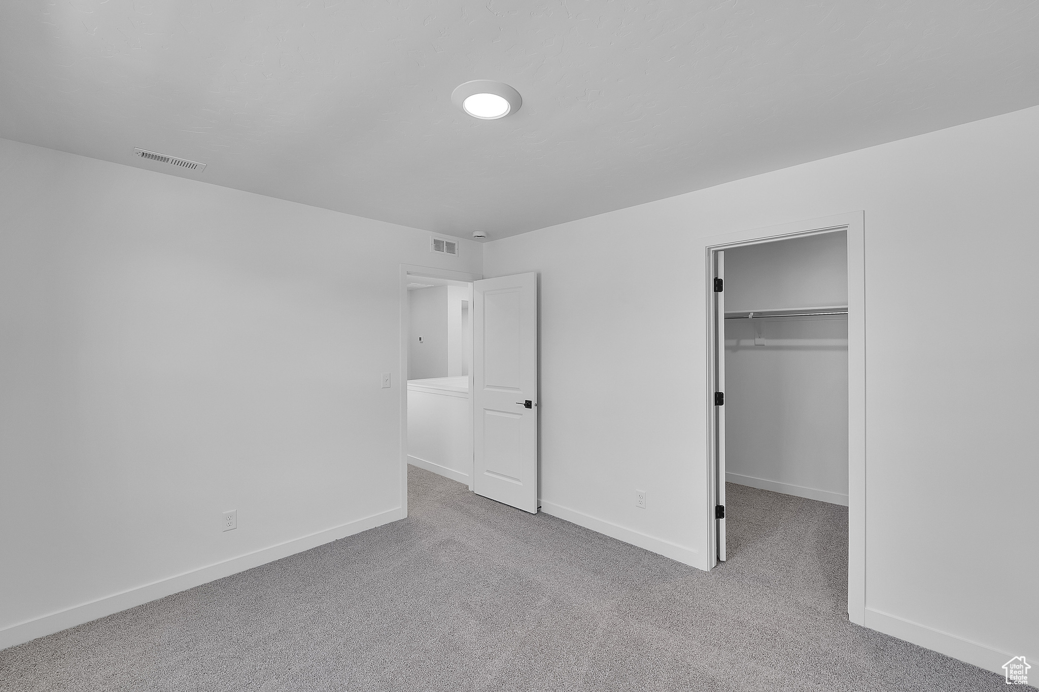 PONY EXPRESS ESTATES - Residential