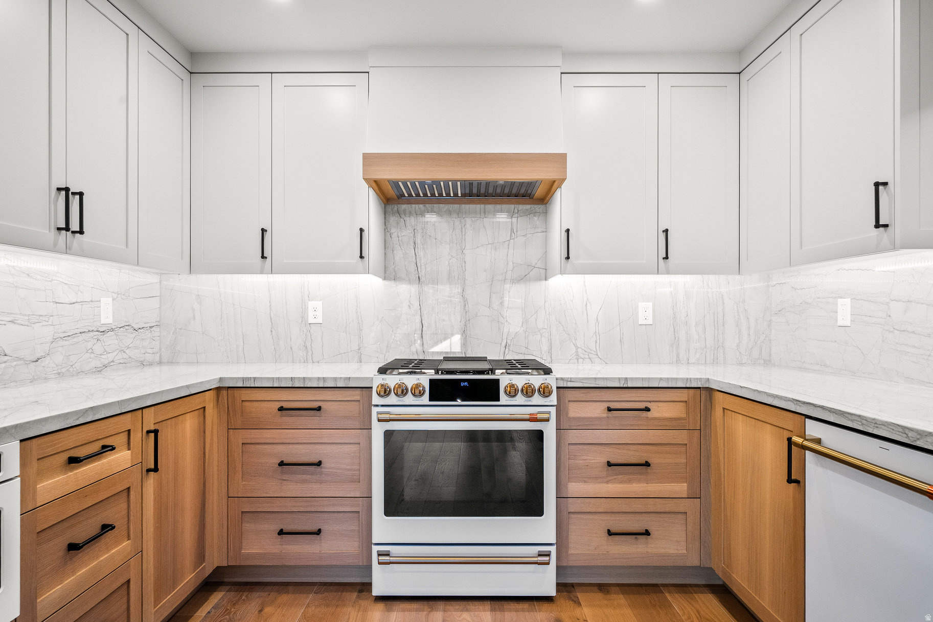 SNYDERS ADDITION - Residential