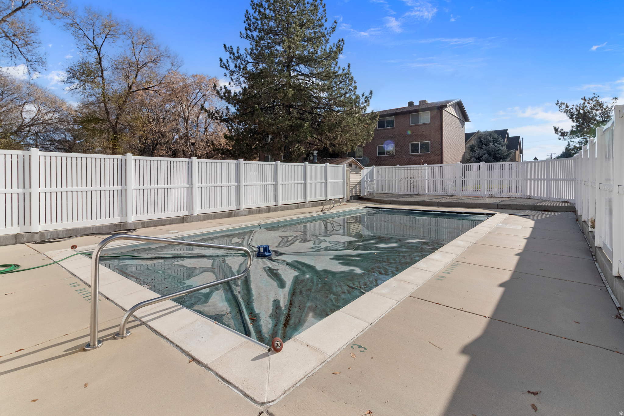 GREENTREE CONDM - Residential