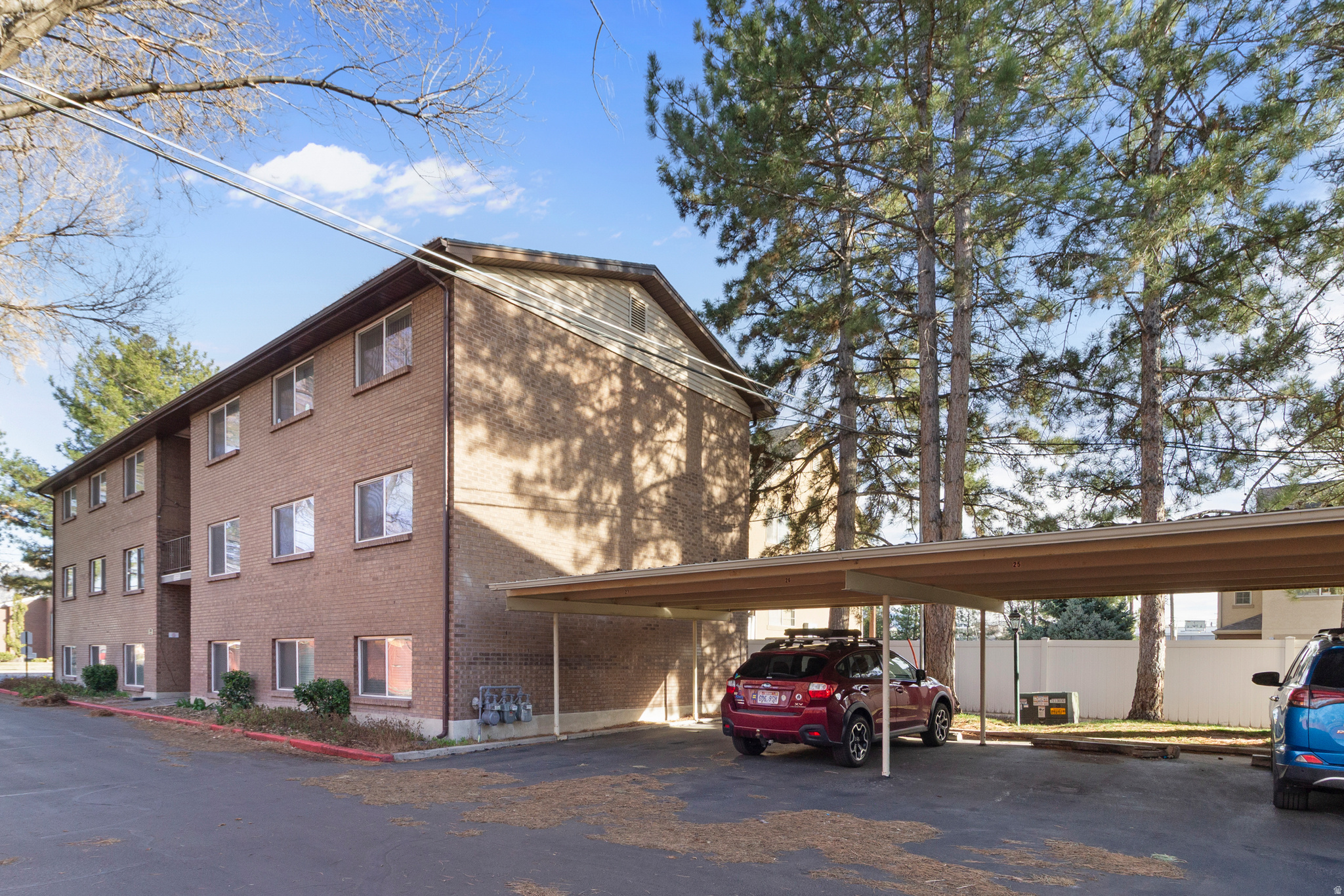 GREENTREE CONDM - Residential