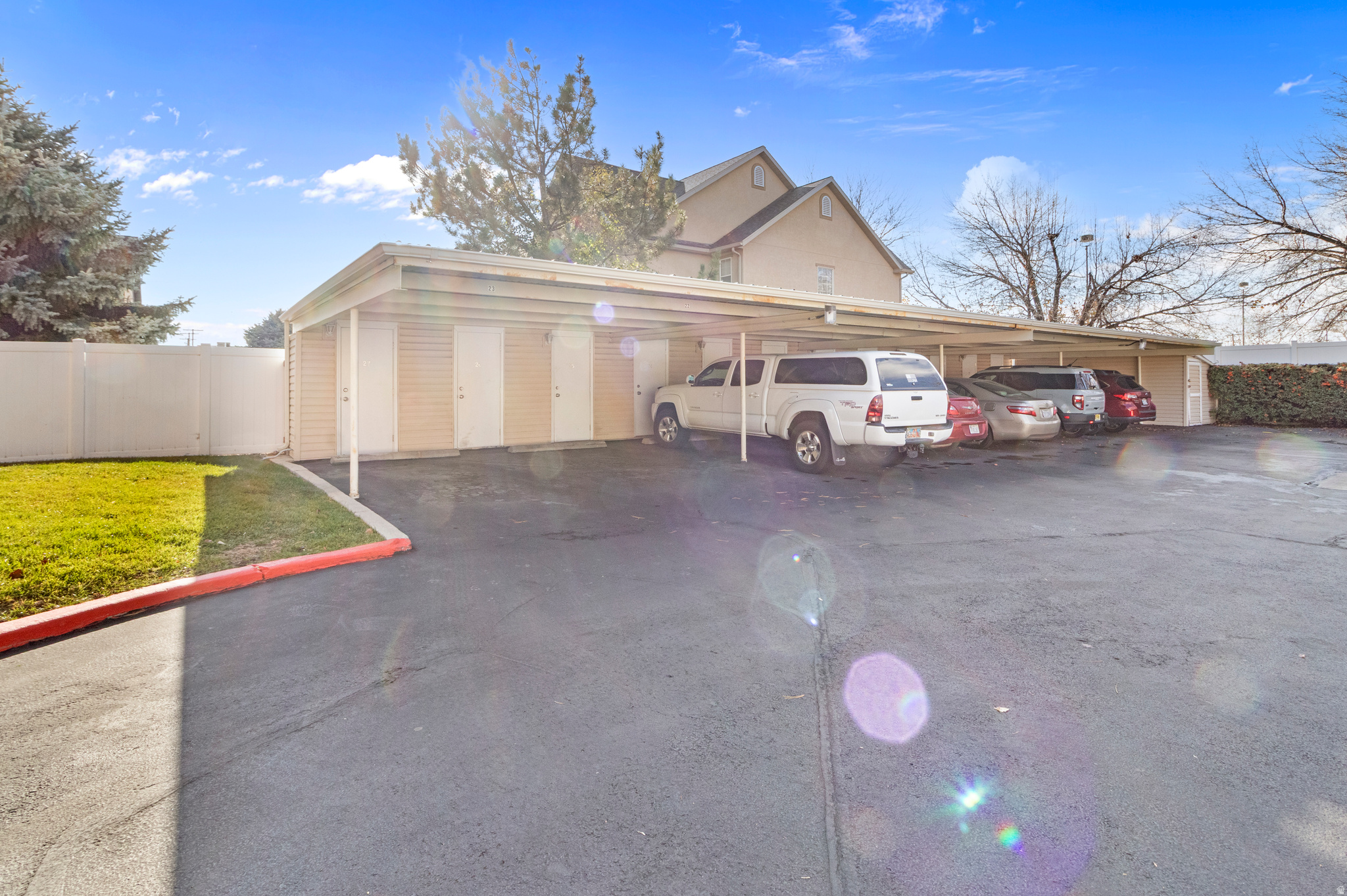 GREENTREE CONDM - Residential