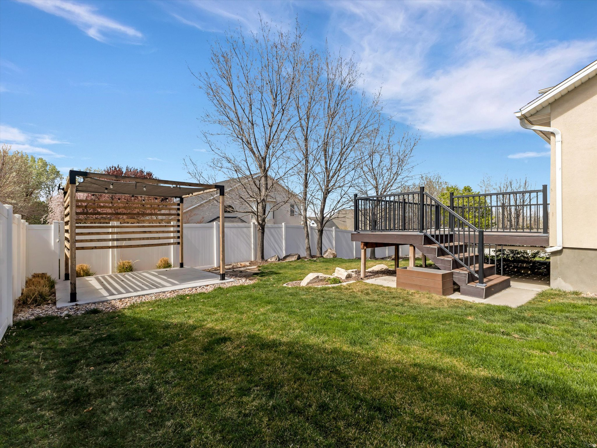 RIVER PARK ESTATES - Residential