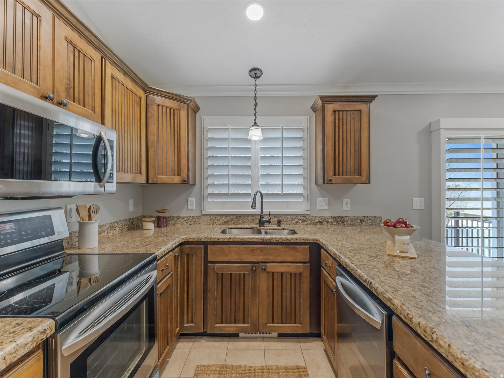 RIVER PARK ESTATES - Residential