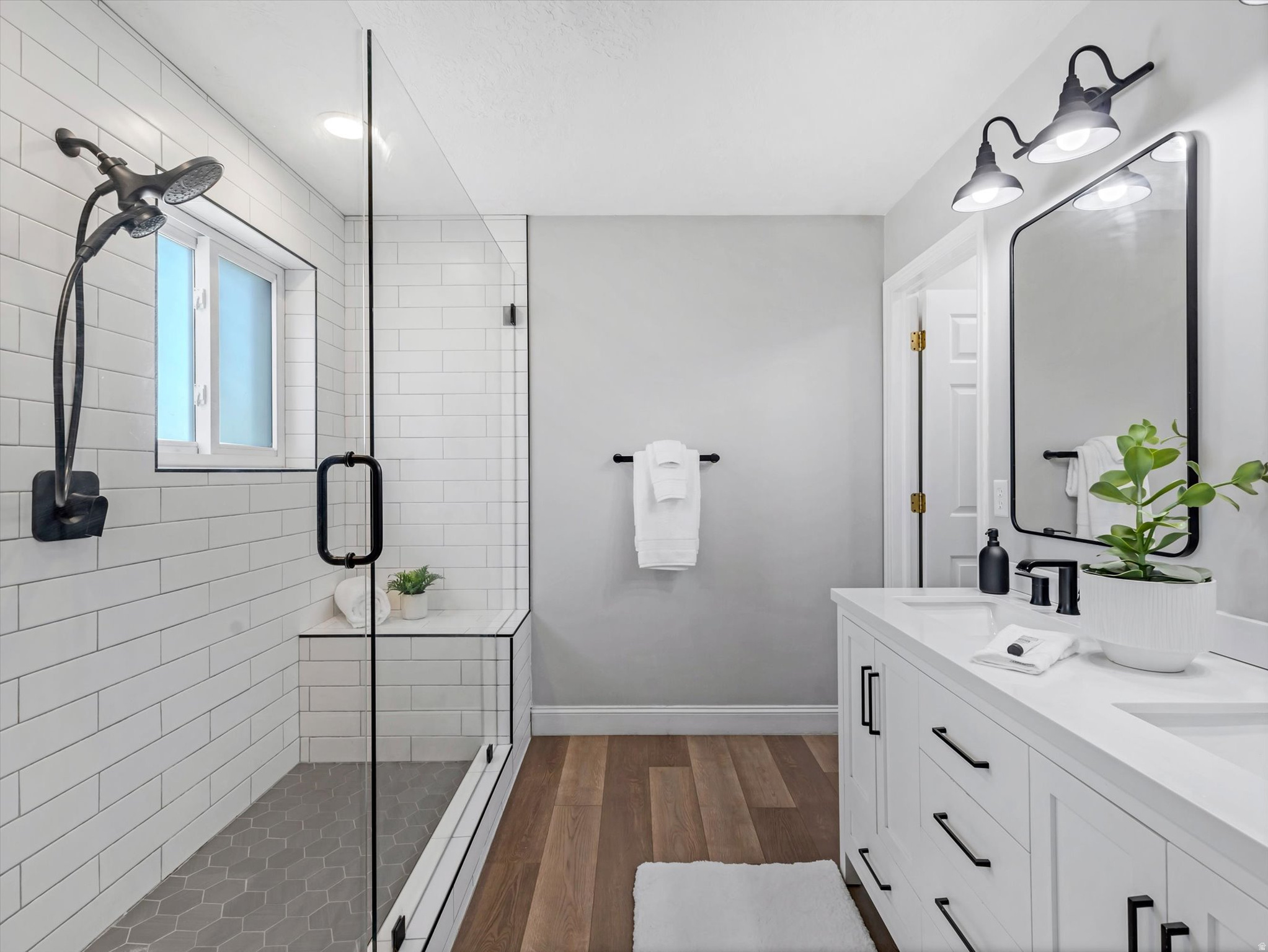 RIVER PARK ESTATES - Residential