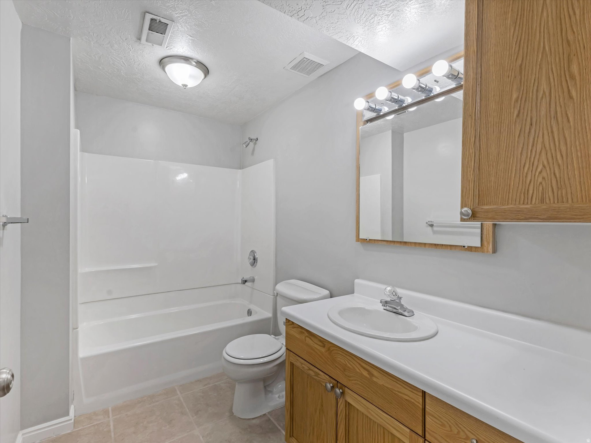 RIVER PARK ESTATES - Residential