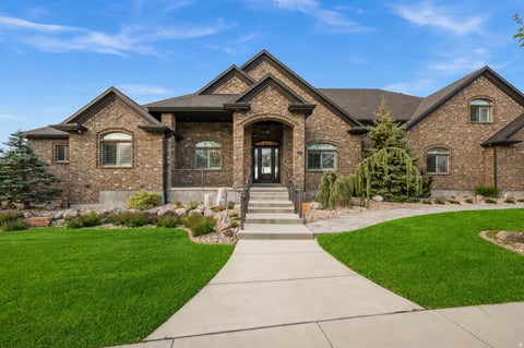 Photo of 6828 W VISTA SPRINGS DR, Herriman, UT 84096 (MLS # 2176749)