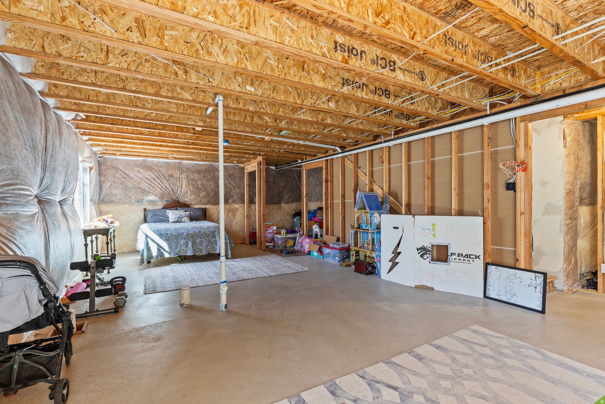 AUBURN HILLS - Residential