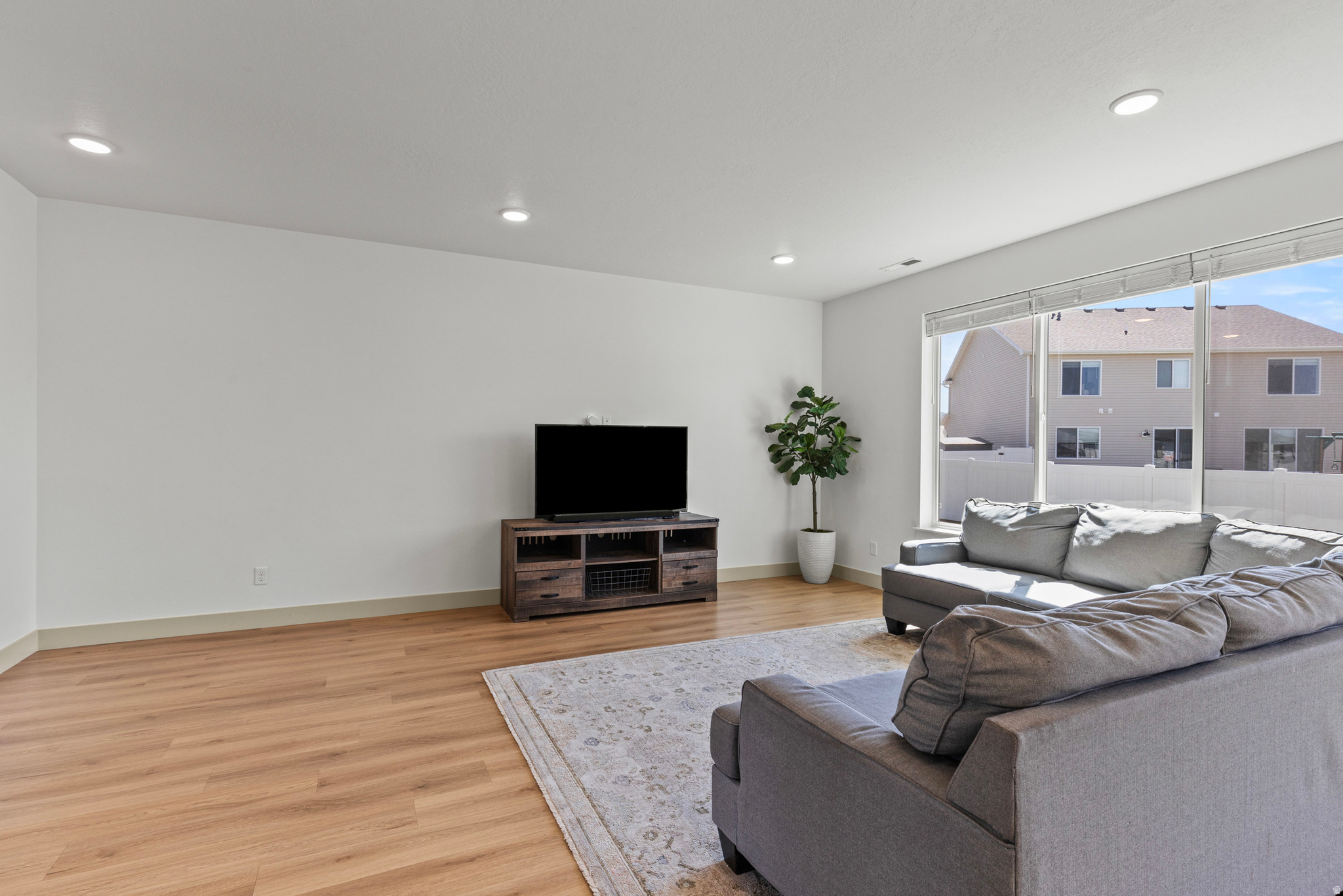 AUBURN HILLS - Residential