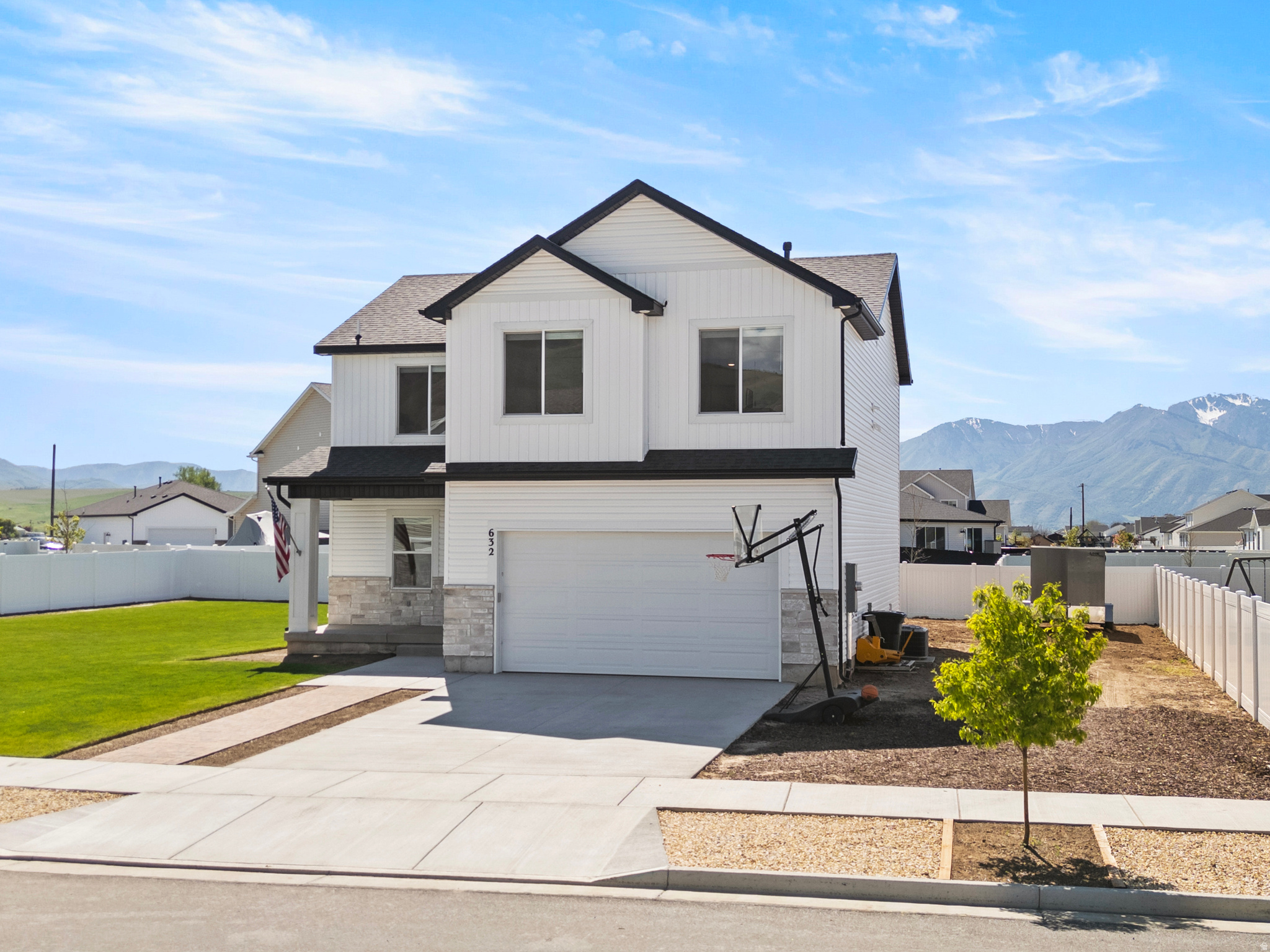 AUBURN HILLS - Residential