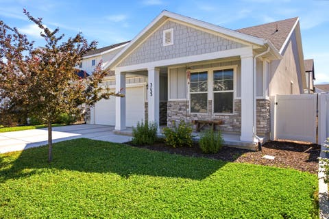 Photo of 3133 S EDGEWATER LN W #121, Syracuse, UT 84075 (MLS # 2170732) Photo of 3133 S EDGEWATER LN W #121, Syracuse, UT 84075 (MLS # 2170732)