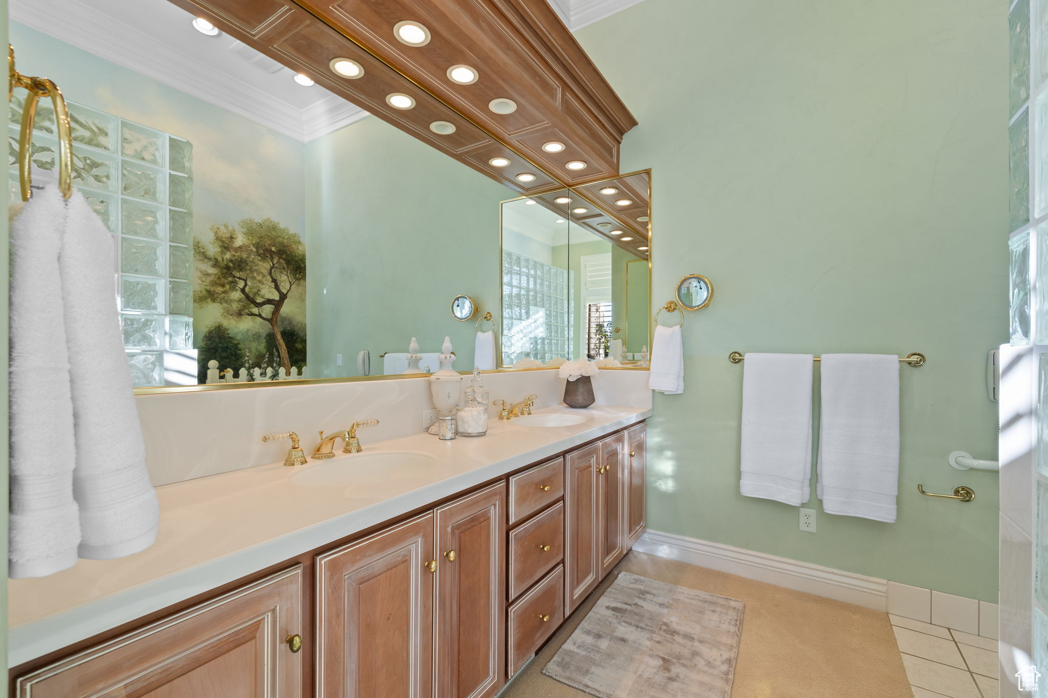 SHADOW VALLEY - Residential