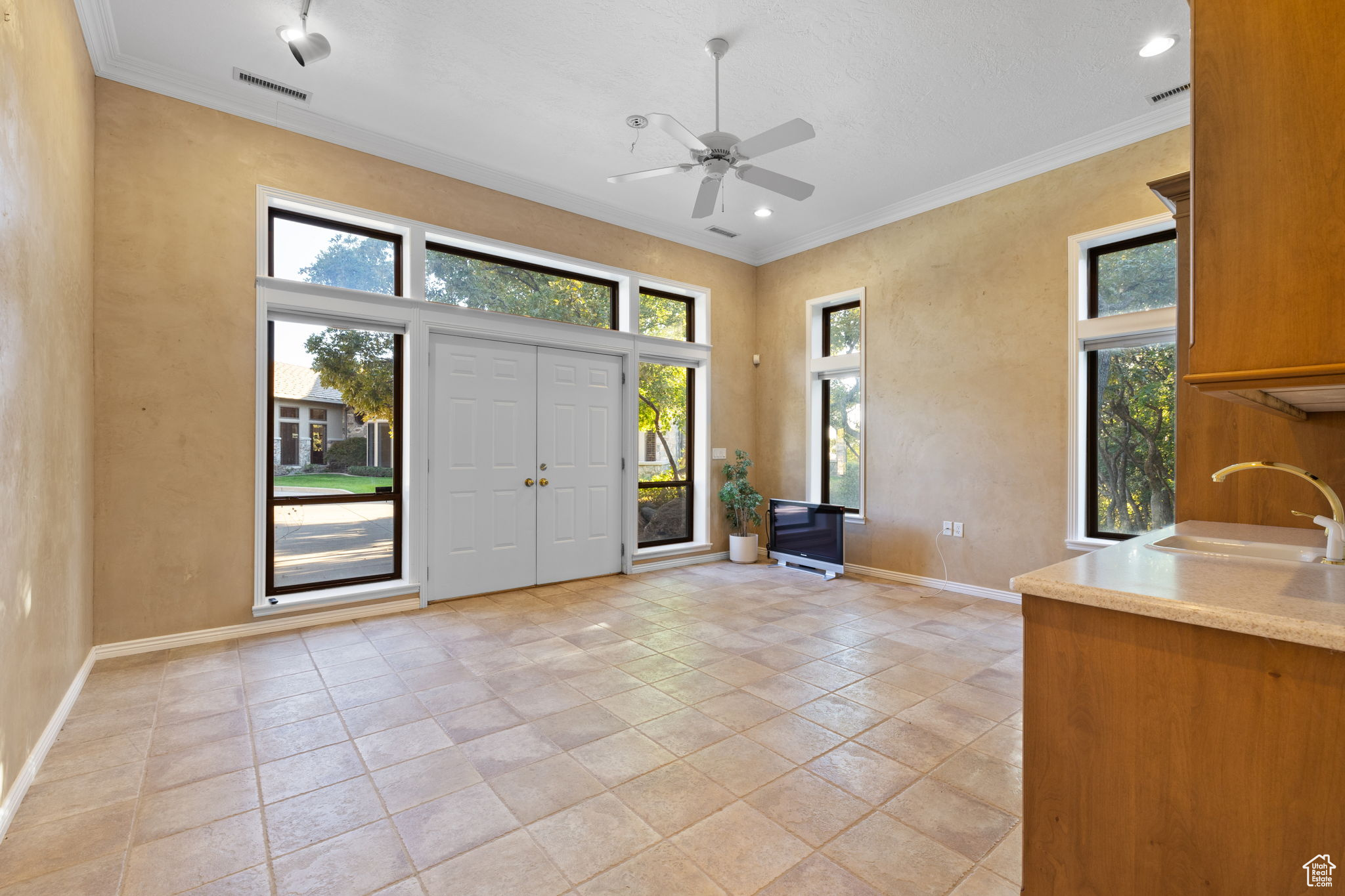 SHADOW VALLEY - Residential