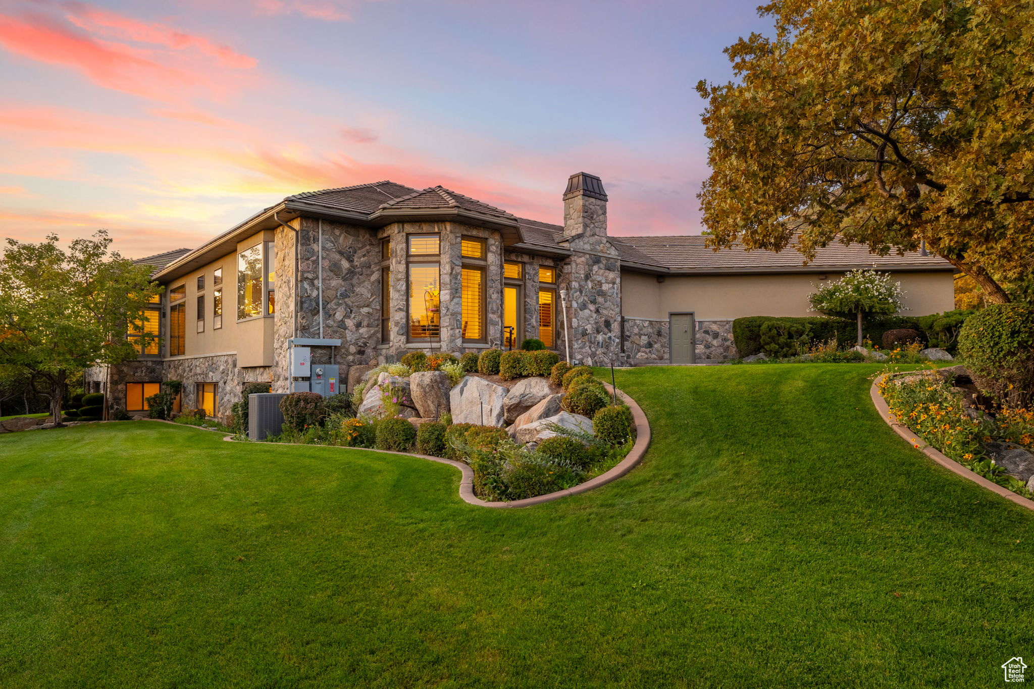 SHADOW VALLEY - Residential