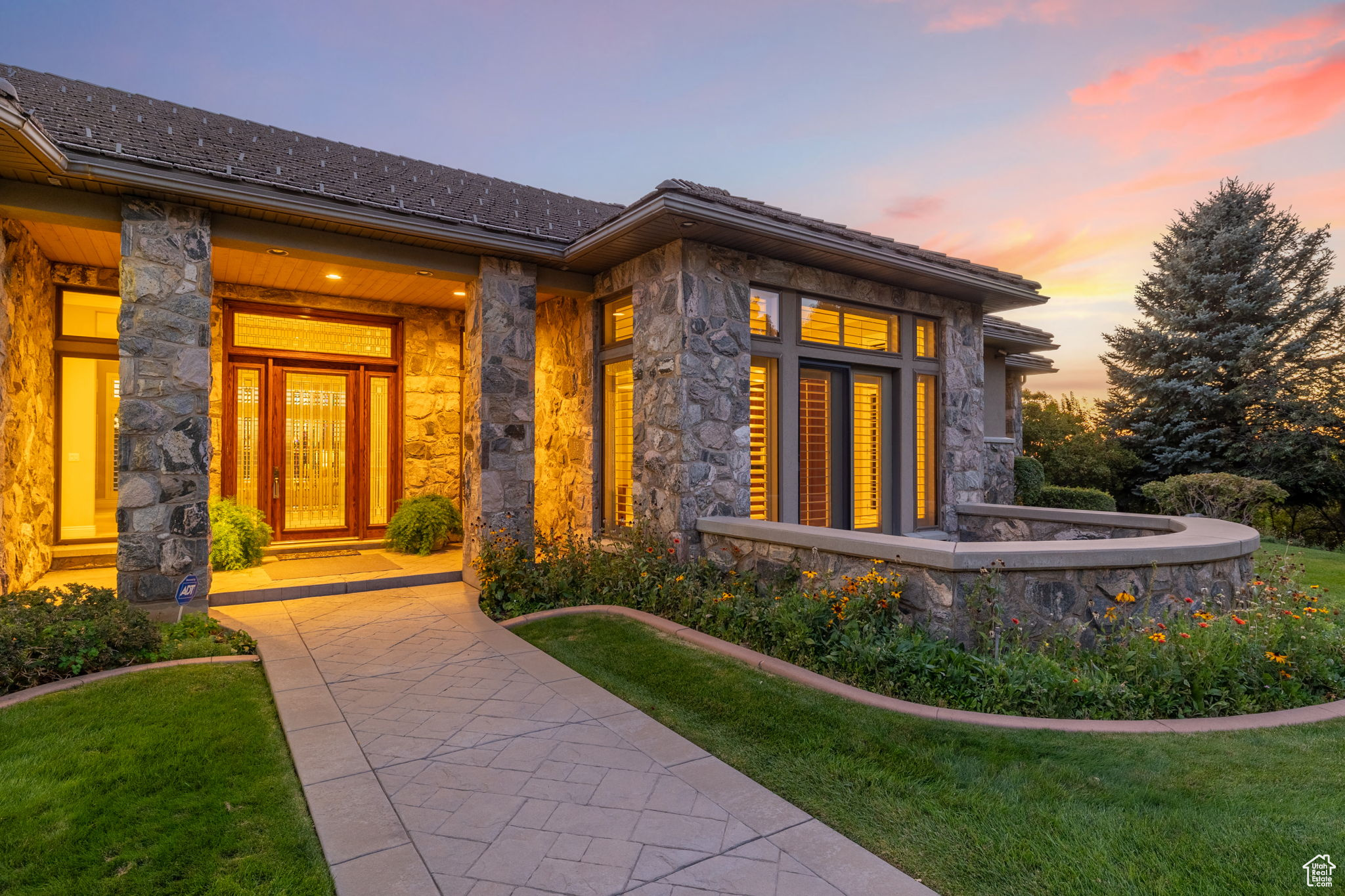 SHADOW VALLEY - Residential